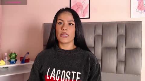 Snapshot of aiilynn_1 chatting on 13, 11, 2025 Ailyn online show from 13, 11, 2025