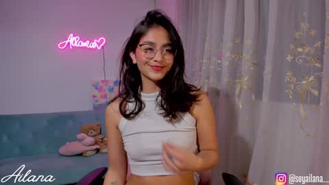 Snapshot of ailana__ chatting on 1, 2, 2025 Ailana online show from 1, 2, 2025