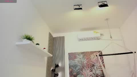 Snapshot of ailann_ chatting on 7, 7, 2026 Alisson online show from 7, 7, 2026