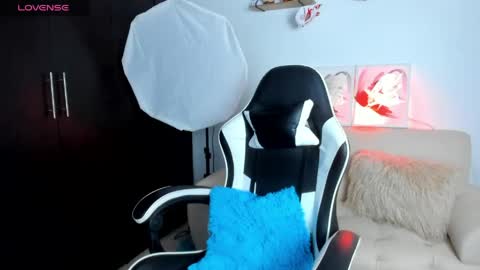 Ailyn  online show from 5, 5, 2026