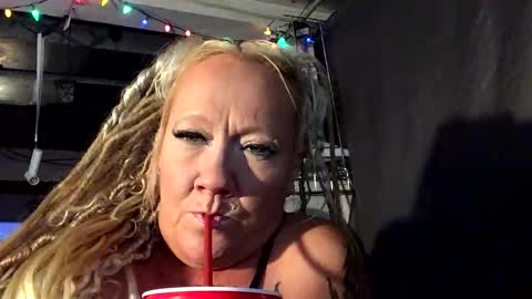 Snapshot of aim2pleaze2024 chatting on 17, 11, 2025 Aimhigher online show from 17, 11, 2025