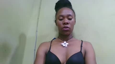 aimee982179 online show from 21, 4, 2026