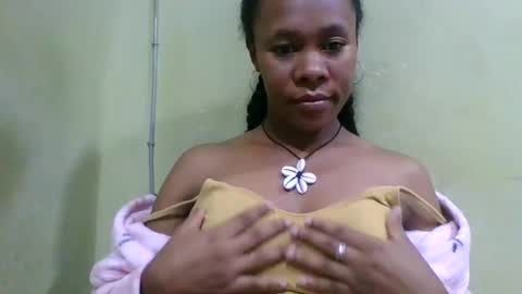 Snapshot of aimee982179 chatting on 2, 6, 2026 aimee982179 online show from 2, 6, 2026
