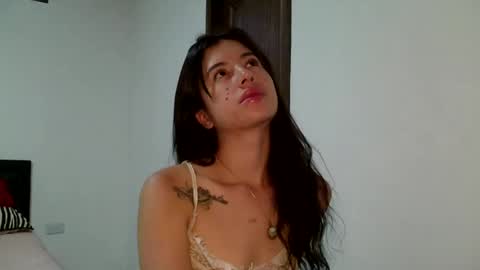 J  online show from 10, 9, 2025