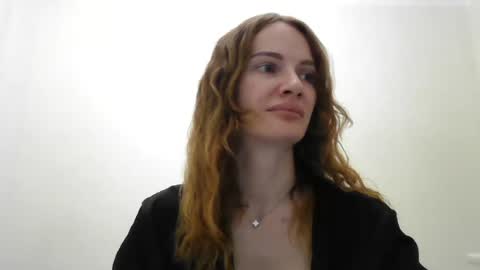 Snapshot of ainyrvixxen chatting on 28, 6, 2026 AinyrVixxen online show from 28, 6, 2026