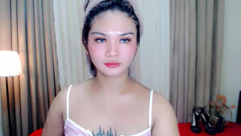 Snapshot of airy_and_dave chatting on 4, 12, 2025 airy_and_dave online show from 4, 12, 2025