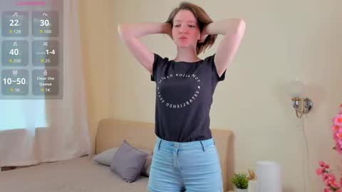 Snapshot of airycipher chatting on 23, 5, 2026 Sofia help me get 50 thumbs up online show from 23, 5, 2026