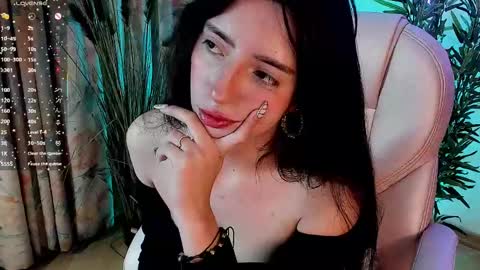 Snapshot of aisha_bx chatting on 5, 3, 2025 Aisha online show from 5, 3, 2025