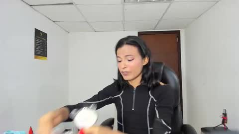 Aisha online show from 10, 2, 2026