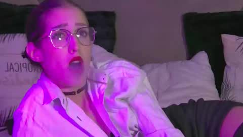 AishaHummer online show from 25, 10, 2025