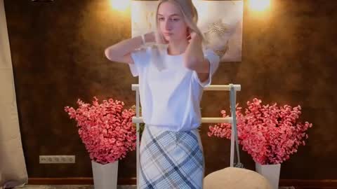 Snapshot of aishiro chatting on 17, 2, 2025 aishiro online show from 17, 2, 2025