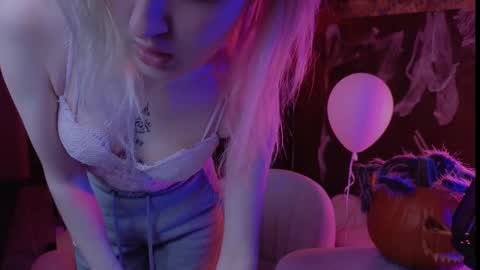 Snapshot of aishiro chatting on 27, 10, 2025 aishiro online show from 27, 10, 2025