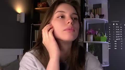 Snapshot of aislyfarran chatting on 8, 7, 2026 Aliza online show from 8, 7, 2026