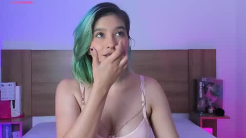 Snapshot of akatsumi_ chatting on 18, 6, 2026 Akartsumi online show from 18, 6, 2026