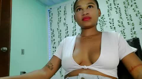 akemy_saunderz online show from 31, 5, 2026