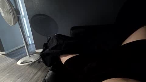 akfx202 online show from 21, 4, 2026