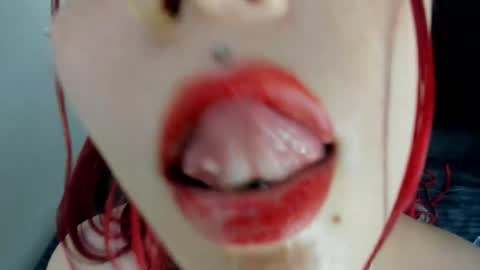 Snapshot of akila_clive chatting on 30, 4, 2026 carolina online show from 30, 4, 2026