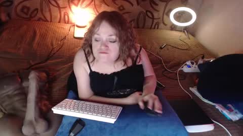 Snapshot of akindmodel chatting on 25, 1, 2025 Natalie online show from 25, 1, 2025