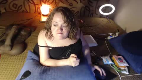 Snapshot of akindmodel chatting on 25, 1, 2025 Natalie online show from 25, 1, 2025