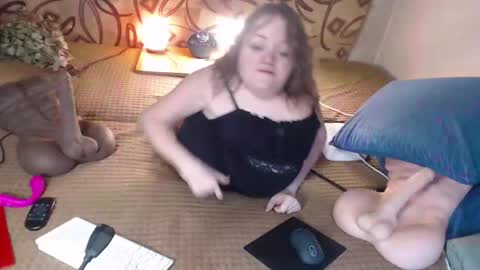 Snapshot of akindmodel chatting on 2, 2, 2025 Natalie online show from 2, 2, 2025