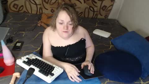 Snapshot of akindmodel chatting on 23, 2, 2025 Natalie online show from 23, 2, 2025