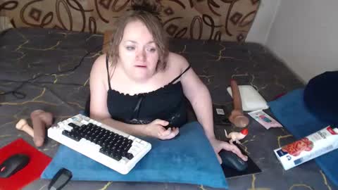 Snapshot of akindmodel chatting on 25, 2, 2025 Natalie online show from 25, 2, 2025