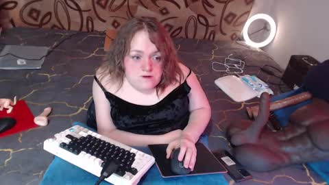 Snapshot of akindmodel chatting on 10, 3, 2025 Natalie online show from 10, 3, 2025