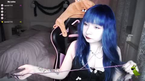 akirahartyx online show from 9, 12, 2024