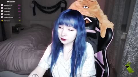 akirahartyx online show from 14, 12, 2024