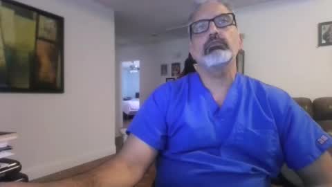 Snapshot of aladdin31673 chatting on 15, 4, 2026 aladdin31673 online show from 15, 4, 2026