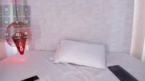 Snapshot of alahia_rosse chatting on 27, 10, 2025 Alahia online show from 27, 10, 2025