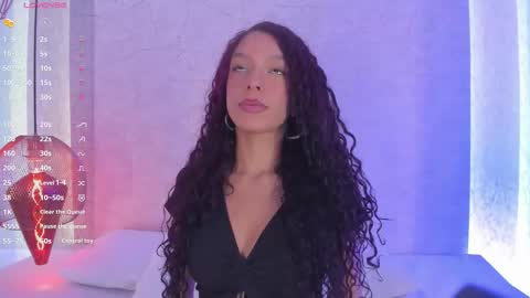 Snapshot of alahia_rosse chatting on 4, 12, 2025 Alahia online show from 4, 12, 2025