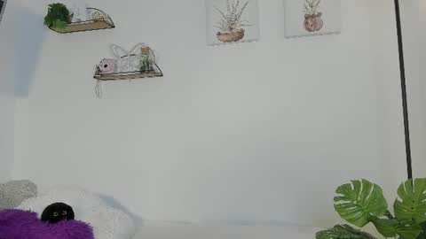 Snapshot of alaiarogerss chatting on 24, 6, 2026 online show from 24, 6, 2026