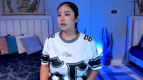     online show from 6, 2, 2025