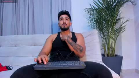 Snapshot of alan_greek_1 chatting on 14, 7, 2026 Alan greek online show from 14, 7, 2026