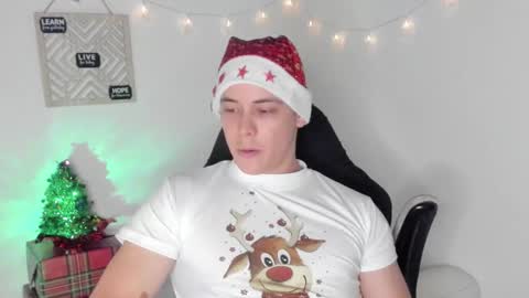 Snapshot of alan_hadid1 chatting on 17, 12, 2024 Alan Hadid online show from 17, 12, 2024