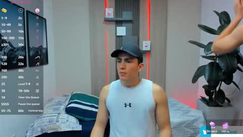 Snapshot of alan_nd_kevin chatting on 12, 11, 2025 Alan Kevin can we reach 100 thumbs up please guys online show from 12, 11, 2025