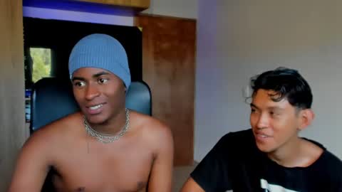 Alan and Criss - WE JUST FRIENDS WITH BENEFITS BOTH VERS online show from 6, 7, 2026