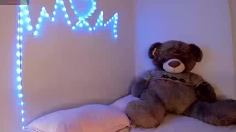 Alana  online show from 16, 9, 2025