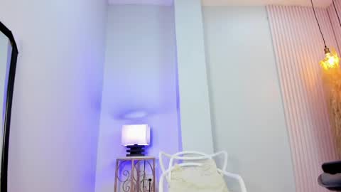 Snapshot of alana__rossetti chatting on 20, 5, 2026 Alana online show from 20, 5, 2026