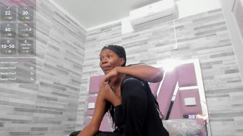 Snapshot of alana_roos chatting on 5, 1, 2025 Alana online show from 5, 1, 2025