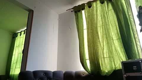 Snapshot of alana_stark chatting on 9, 9, 2025 isabella online show from 9, 9, 2025