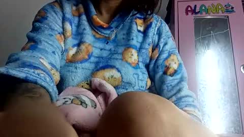 isabella online show from 5, 2, 2026