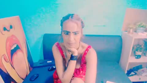 alanadelray online show from 10, 1, 2025