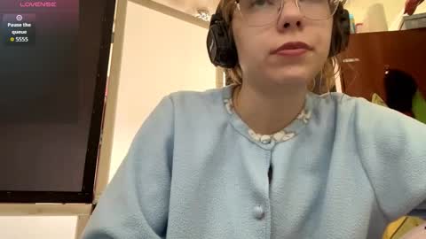 Stella online show from 12, 9, 2025