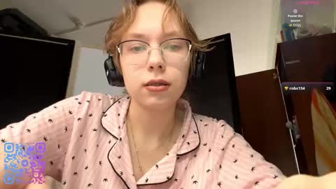 Stella online show from 26, 10, 2025