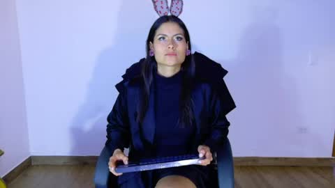 alanis  online show from 28, 5, 2026