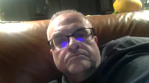 alankrieski1174 online show from 26, 10, 2025