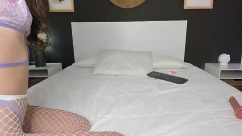 Alanna Cute Russell online show from 15, 1, 2026