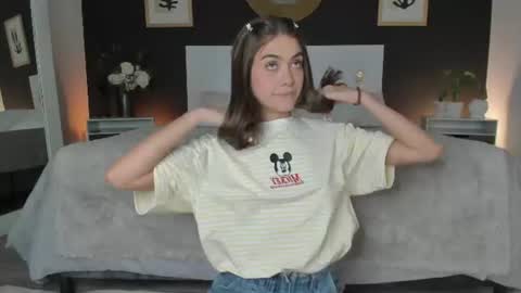 Snapshot of alannarusselll chatting on 18, 7, 2026 Alanna Cute Russell online show from 18, 7, 2026
